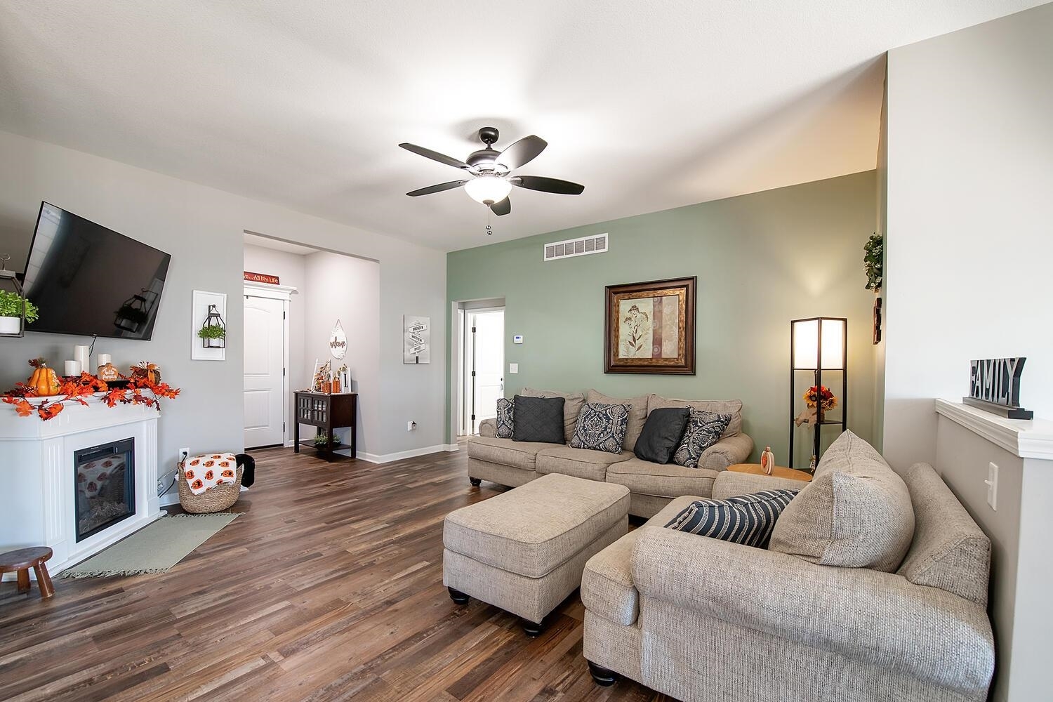 Property Photo:  741 N Casado St  KS 67052 