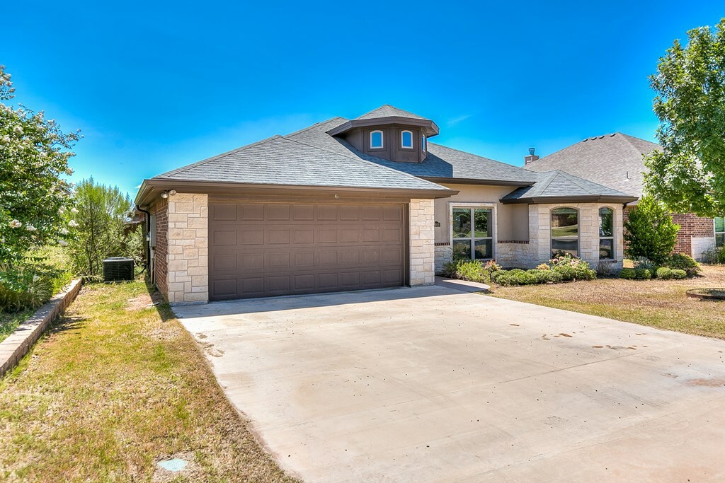 Property Photo:  5906 Merrick St  TX 76904 