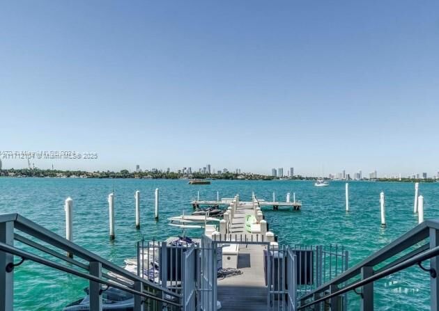 Property Photo: 1000 West Ave 918 FL 33139
