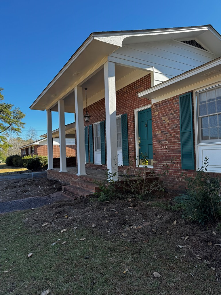 Property Photo: 104 Confederate Street GA 31750