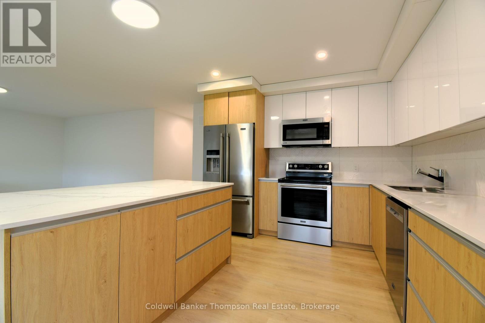 Property Photo:  1-54 Florence Street West  ON P1H 1V5 