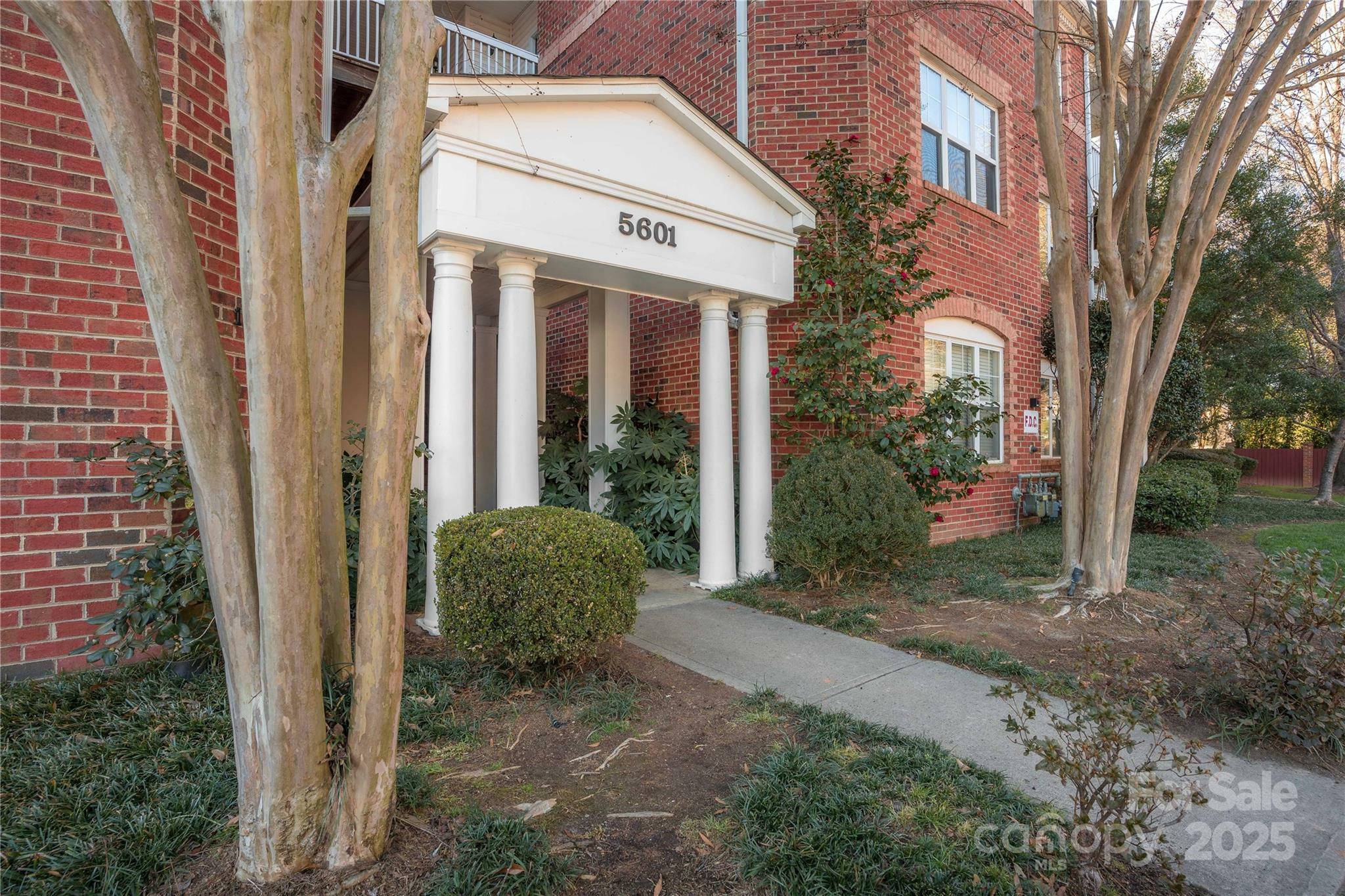 Property Photo:  5601 Fairview Road 22  NC 28209 