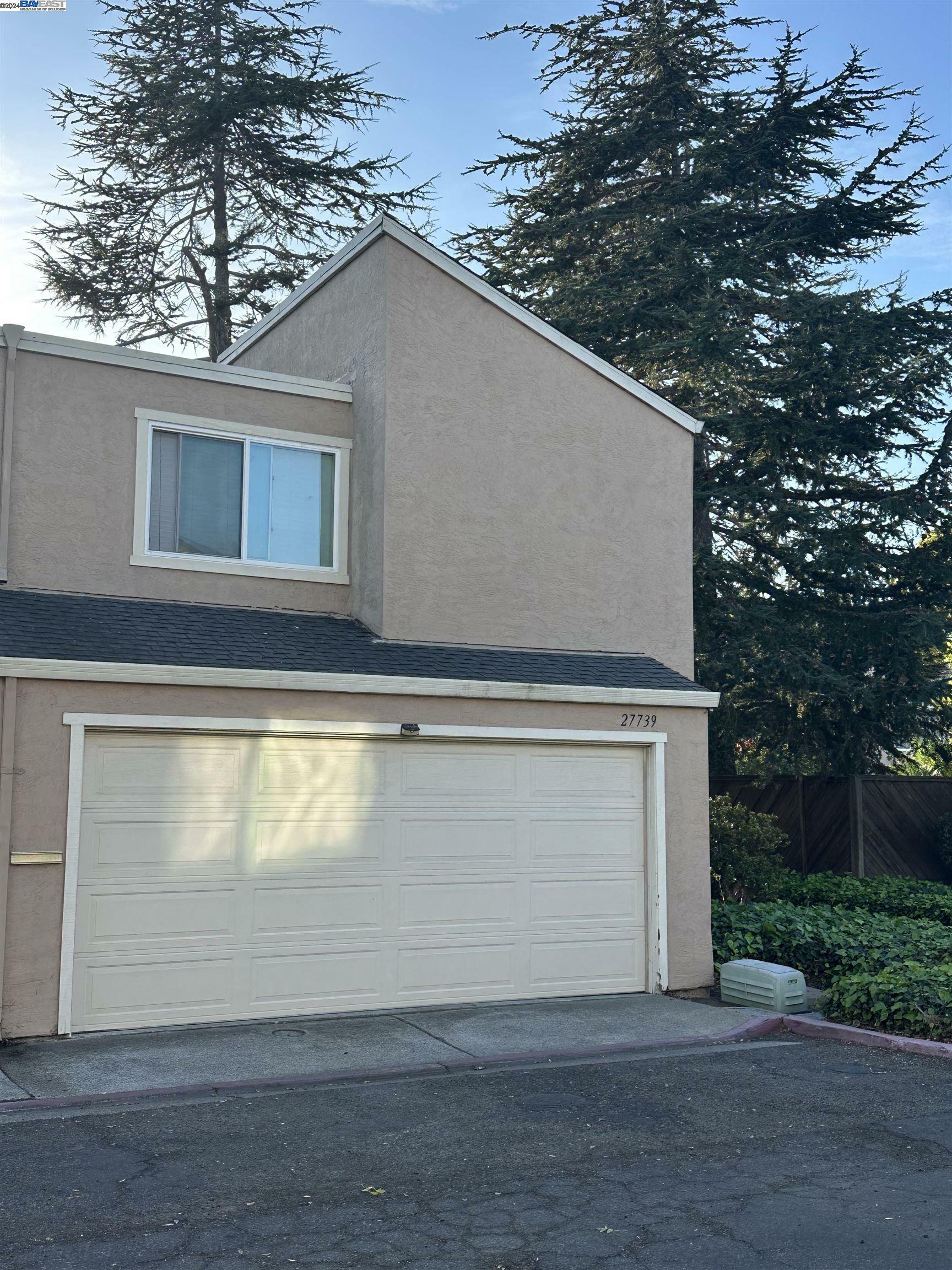 Property Photo:  27739 Pistachio Ct  CA 94544 