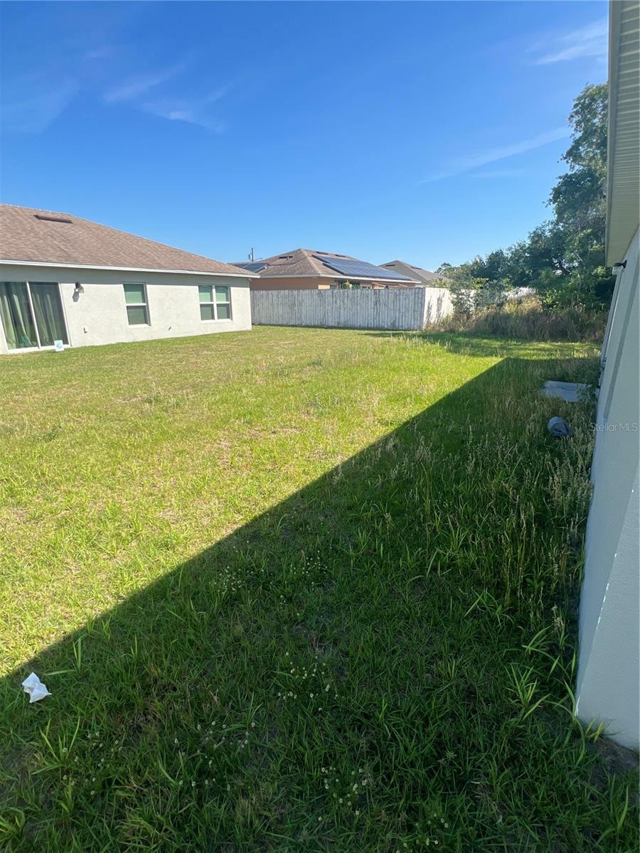 Property Photo:  46 Willow Lane  FL 34759 