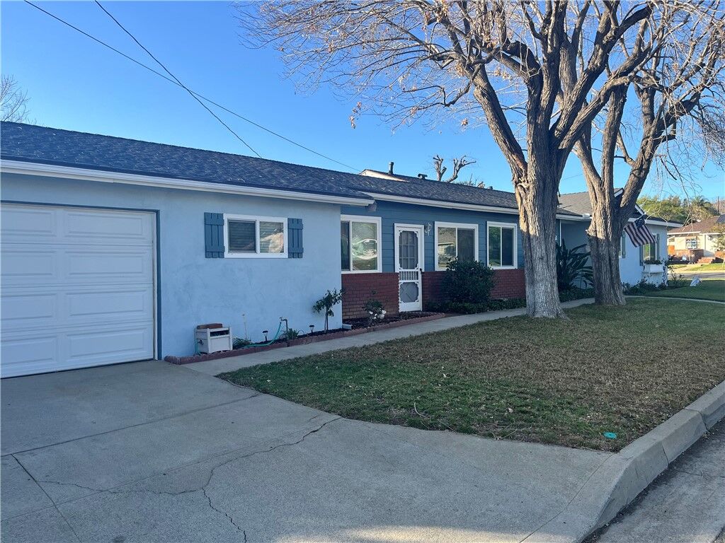 Property Photo:  144 E 4th Street  CA 91773 