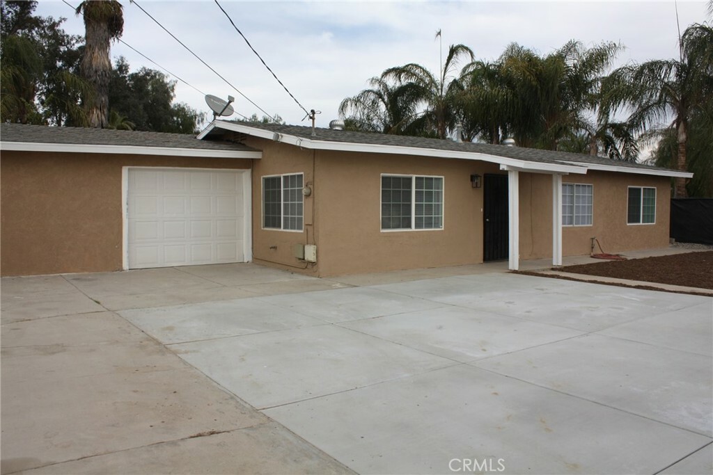 Property Photo:  28446 Alessandro Boulevard  CA 92555 