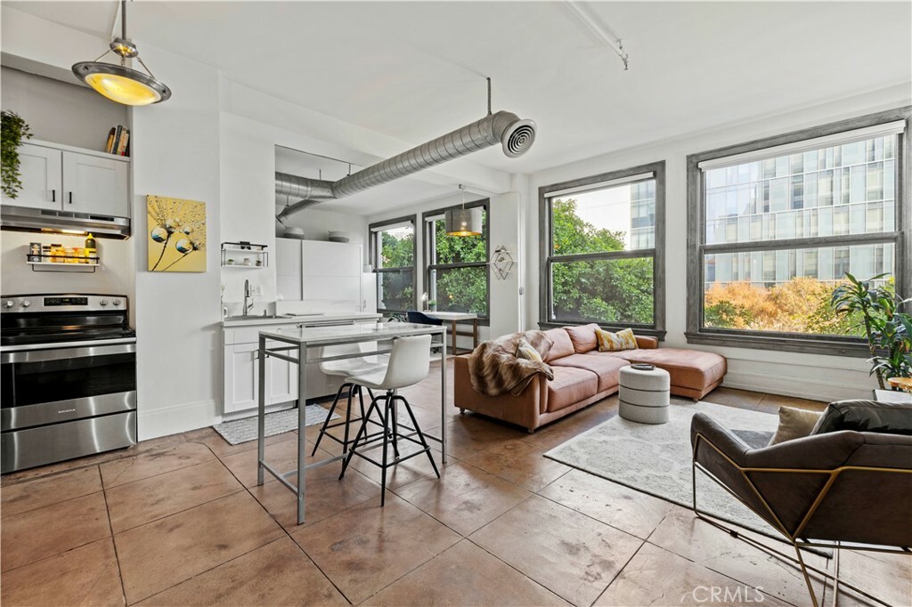 Property Photo:  108 W 2nd Street 214  CA 90012 