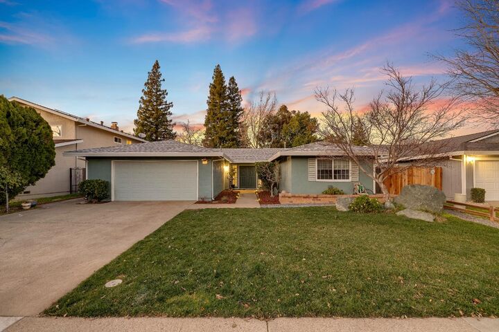 8267 Caribbean Way  Sacramento CA 95826 photo