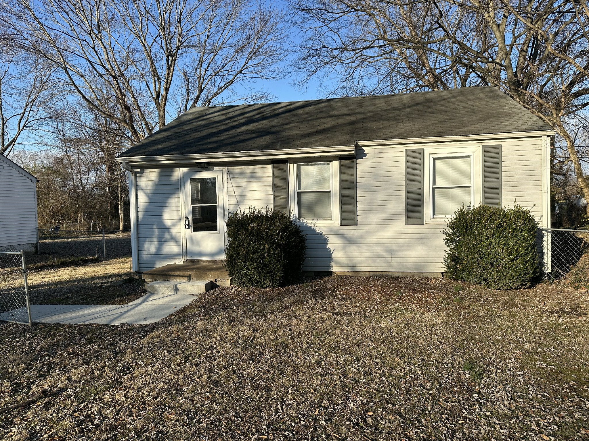 Property Photo: 63 Maple St TN 37042