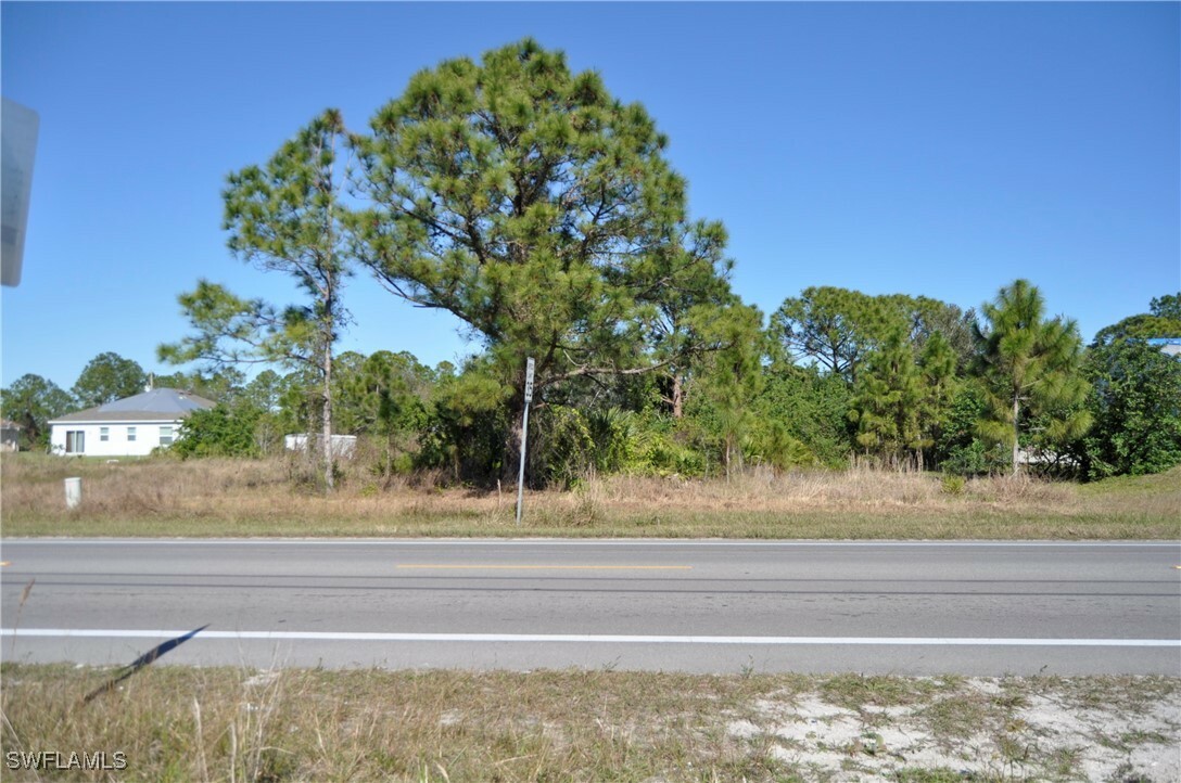 Property Photo:  3418 8th Street SW  FL 33976 