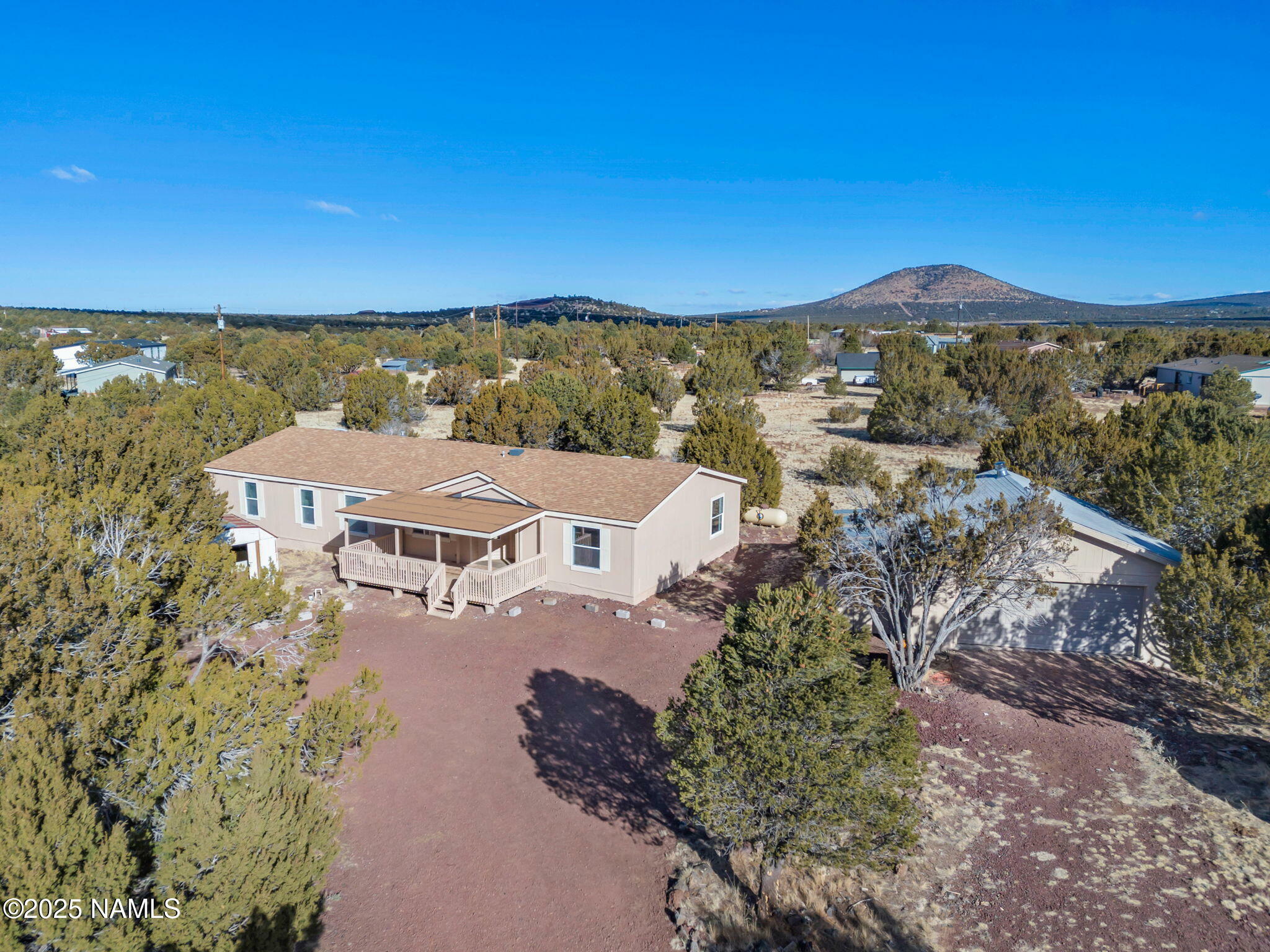 Property Photo:  671 E Janel Drive  AZ 86046 