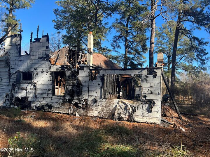 Property Photo: 108 Peachtree St Street NC 27897