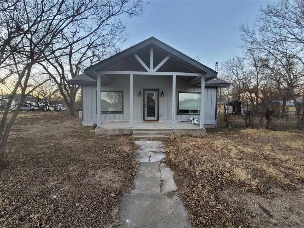 Property Photo:  1909 J Avenue  TX 76801 