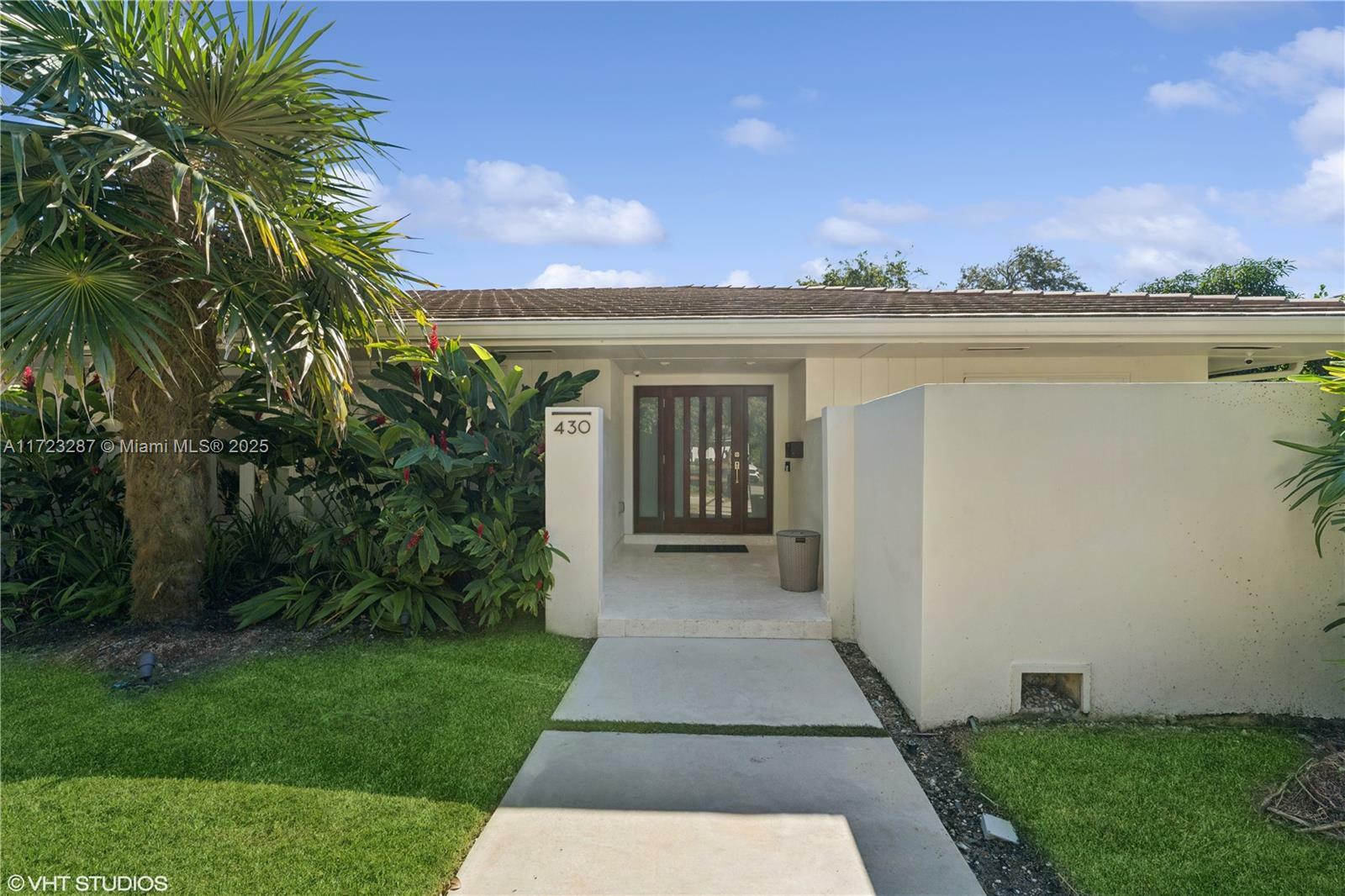 Property Photo: 430 Campana Ave FL 33156
