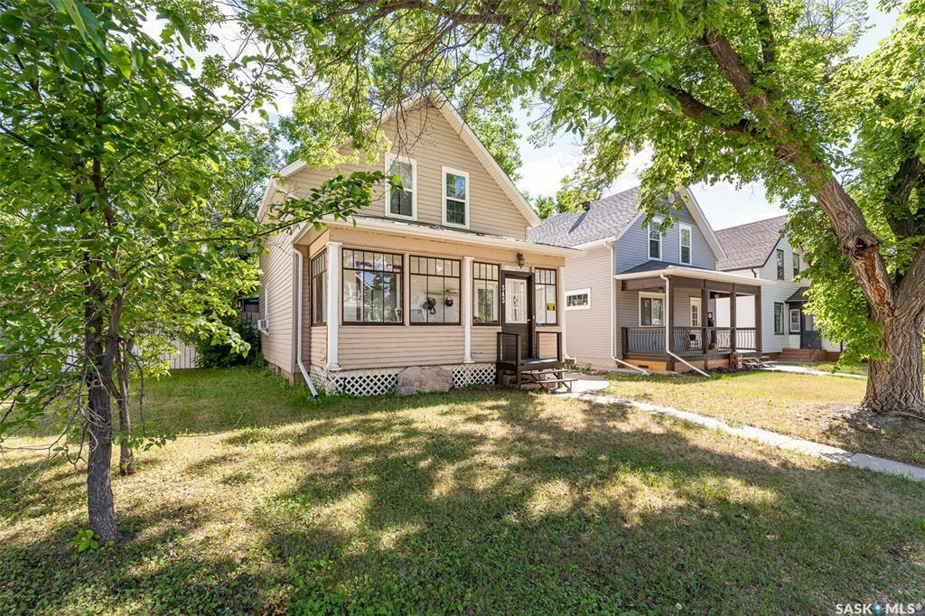 Property Photo:  343 Athabasca Street W  SK S6H 2C1 