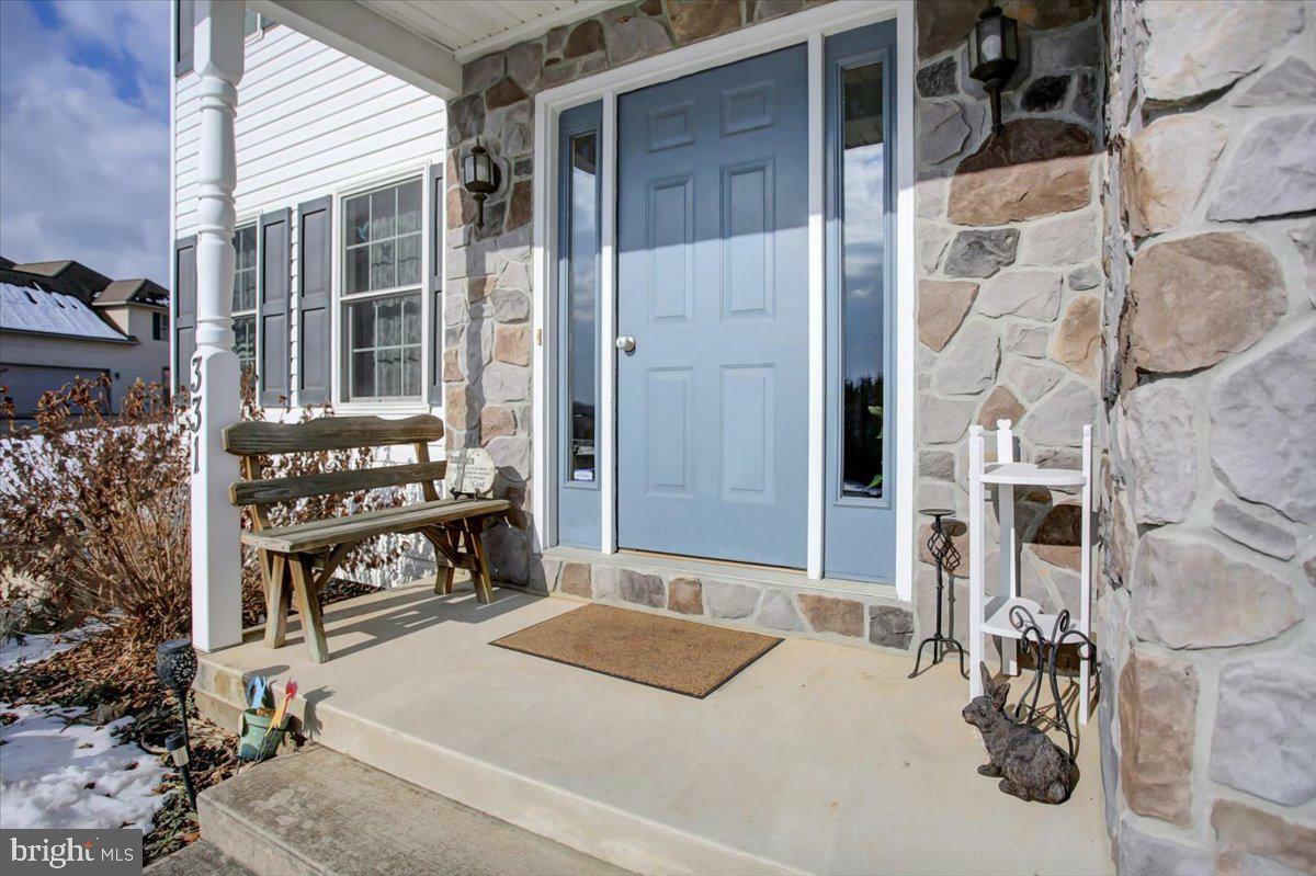 Property Photo:  331 Leedy Way West W  PA 17202 