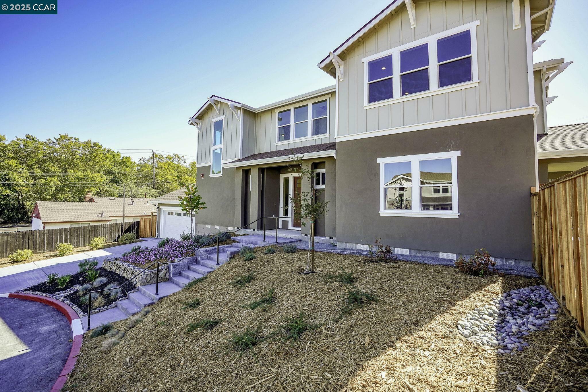 Property Photo:  207 Valley View Pl  CA 94803 