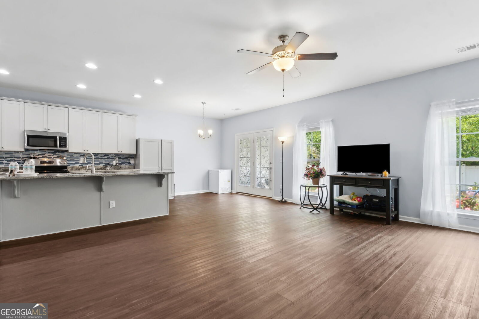 Property Photo:  110 Johansen Way  GA 31548 
