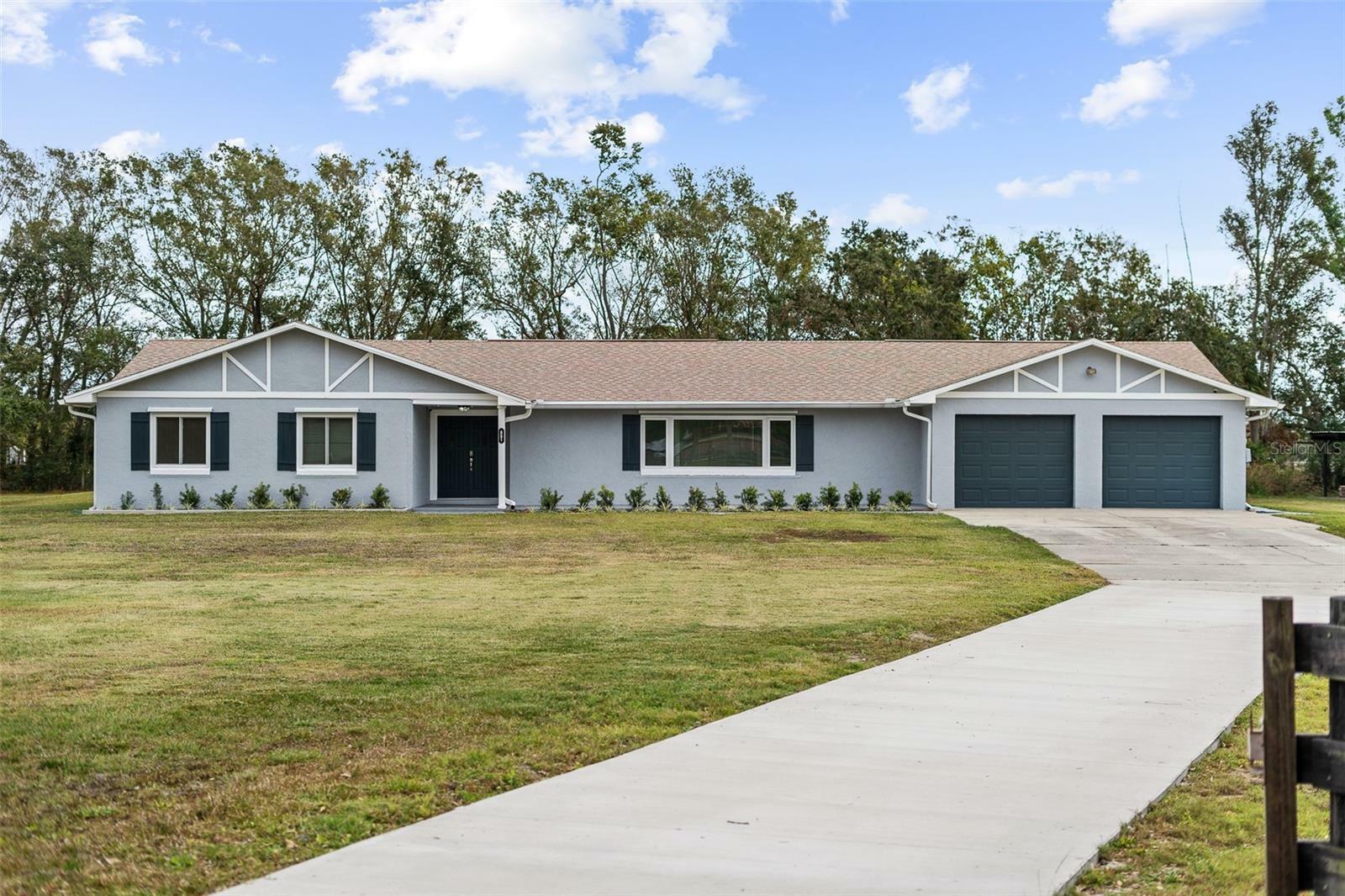 Property Photo: 851 Marllo Road FL 34744
