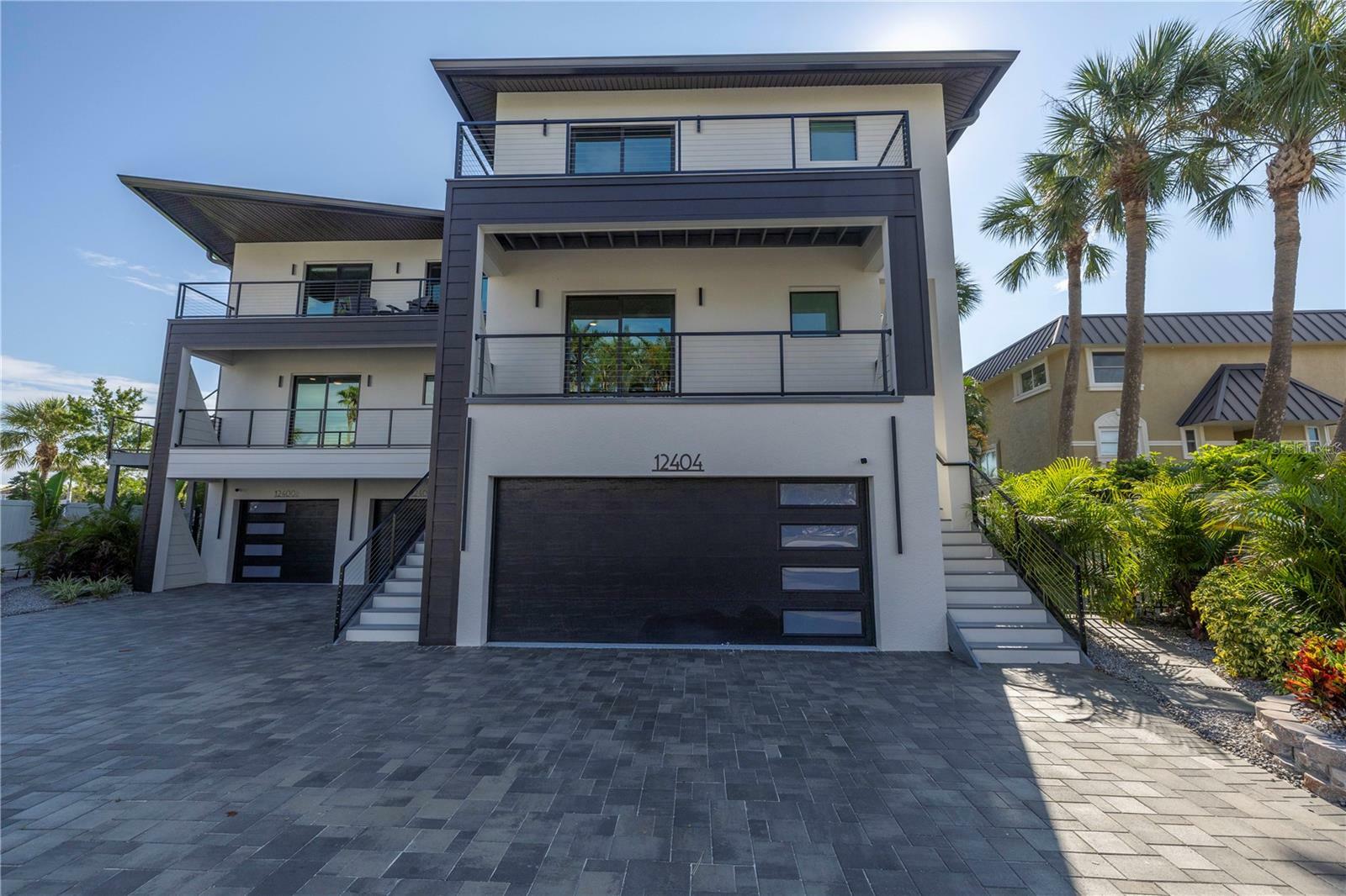 Property Photo: 12404 Capri Circle N 0 FL 33706