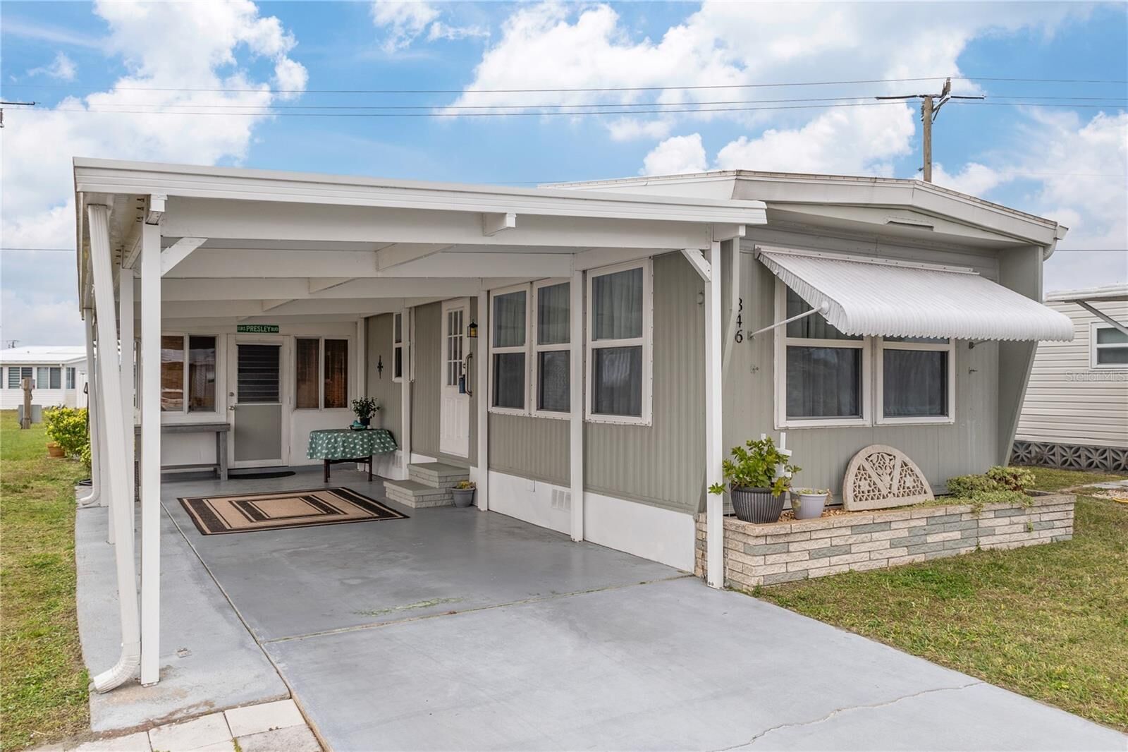 Property Photo: 346 Blackburn Boulevard FL 34287
