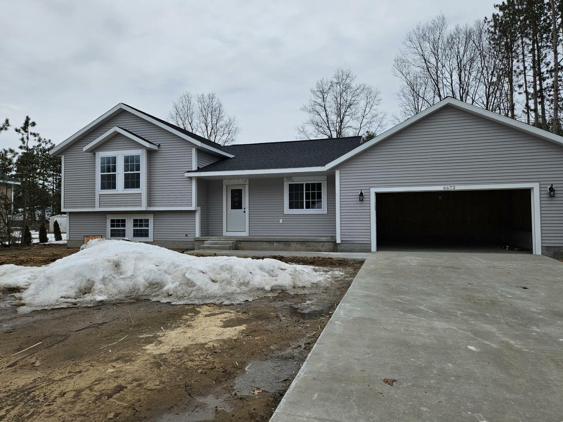 Property Photo: 6672 Minard Drive MI 49442