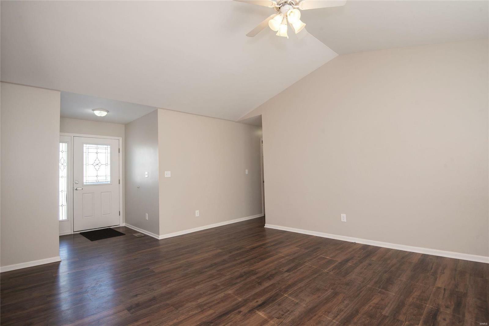 Property Photo:  910 Saint Joseph Avenue  MO 63366 