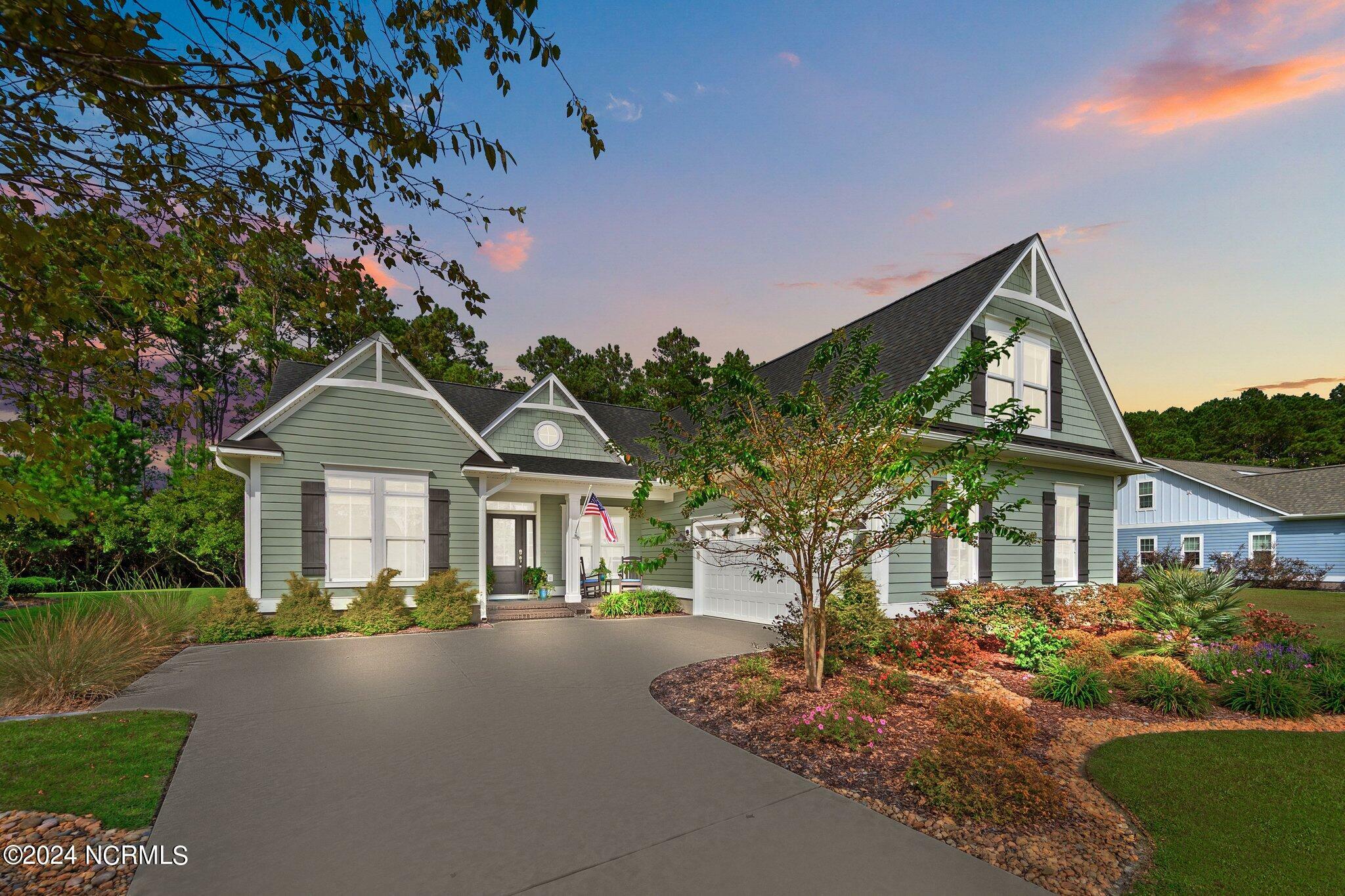 Property Photo: 105 Spicer Lake Drive NC 28445