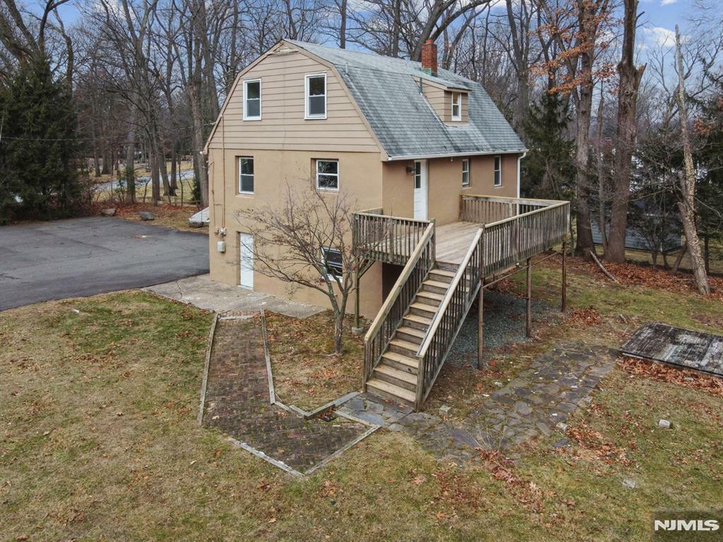 Property Photo:  551 Ewing Avenue  NJ 07417 