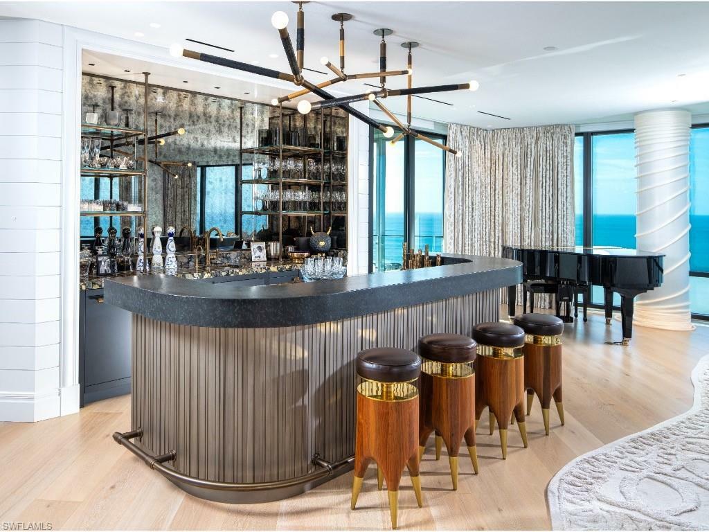 Property Photo: 4101 Gulf Shore Blvd N Ph-2 FL 34103
