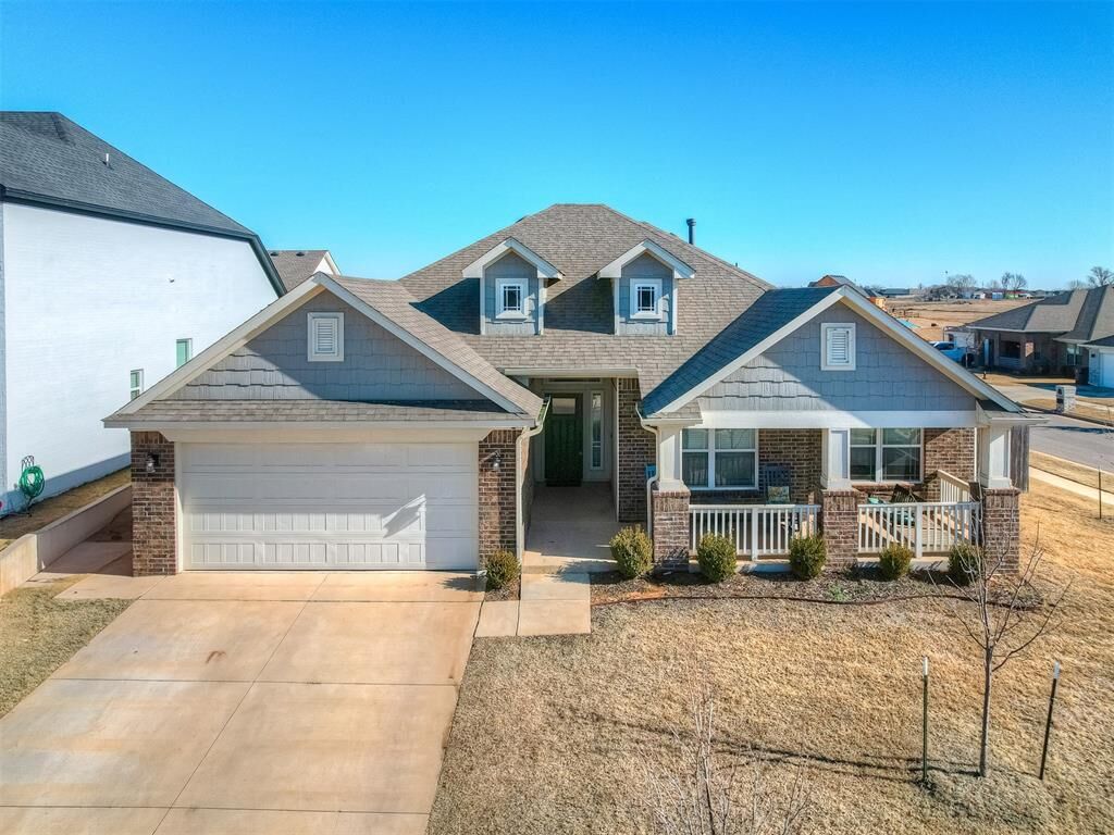 Property Photo:  16016 Flint Drive  OK 73170 