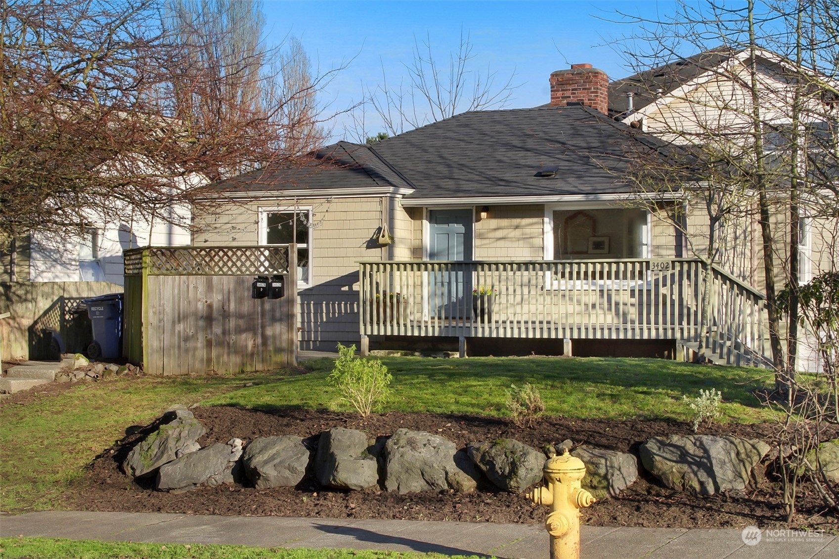 Property Photo:  3402  22nd Avenue W  WA 98199 