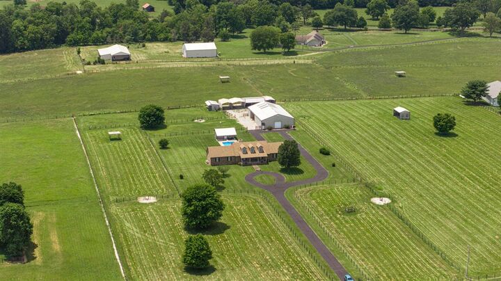 Property Photo:  221 Fred Lively Road  KY 42104 