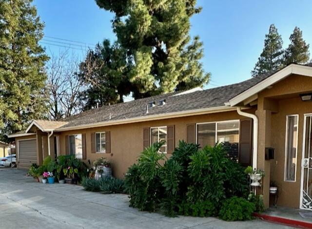 Property Photo:  1028 Sunnyside Avenue  CA 93611 