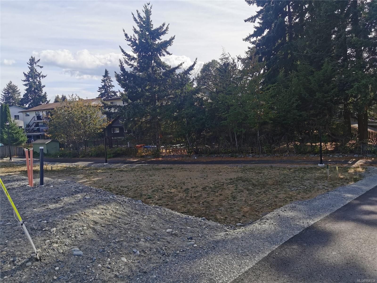 Property Photo: 23 Leam Rd BC V9T 3N7