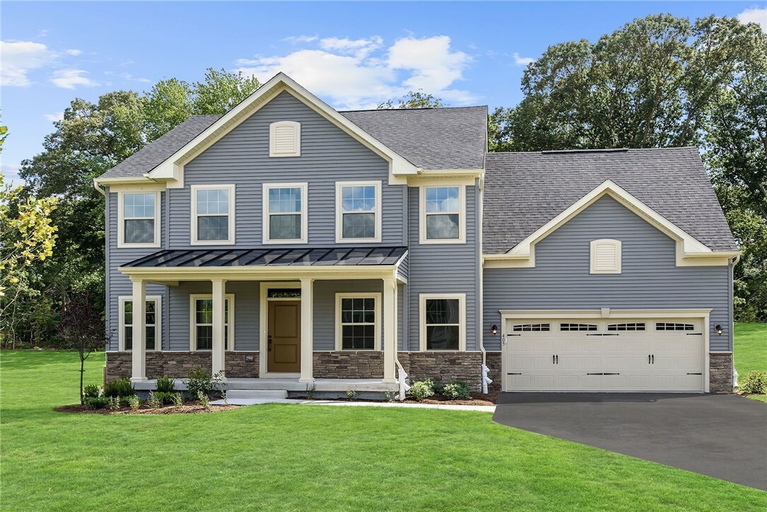 Property Photo: 1025 Black Sands Dr PA 15644