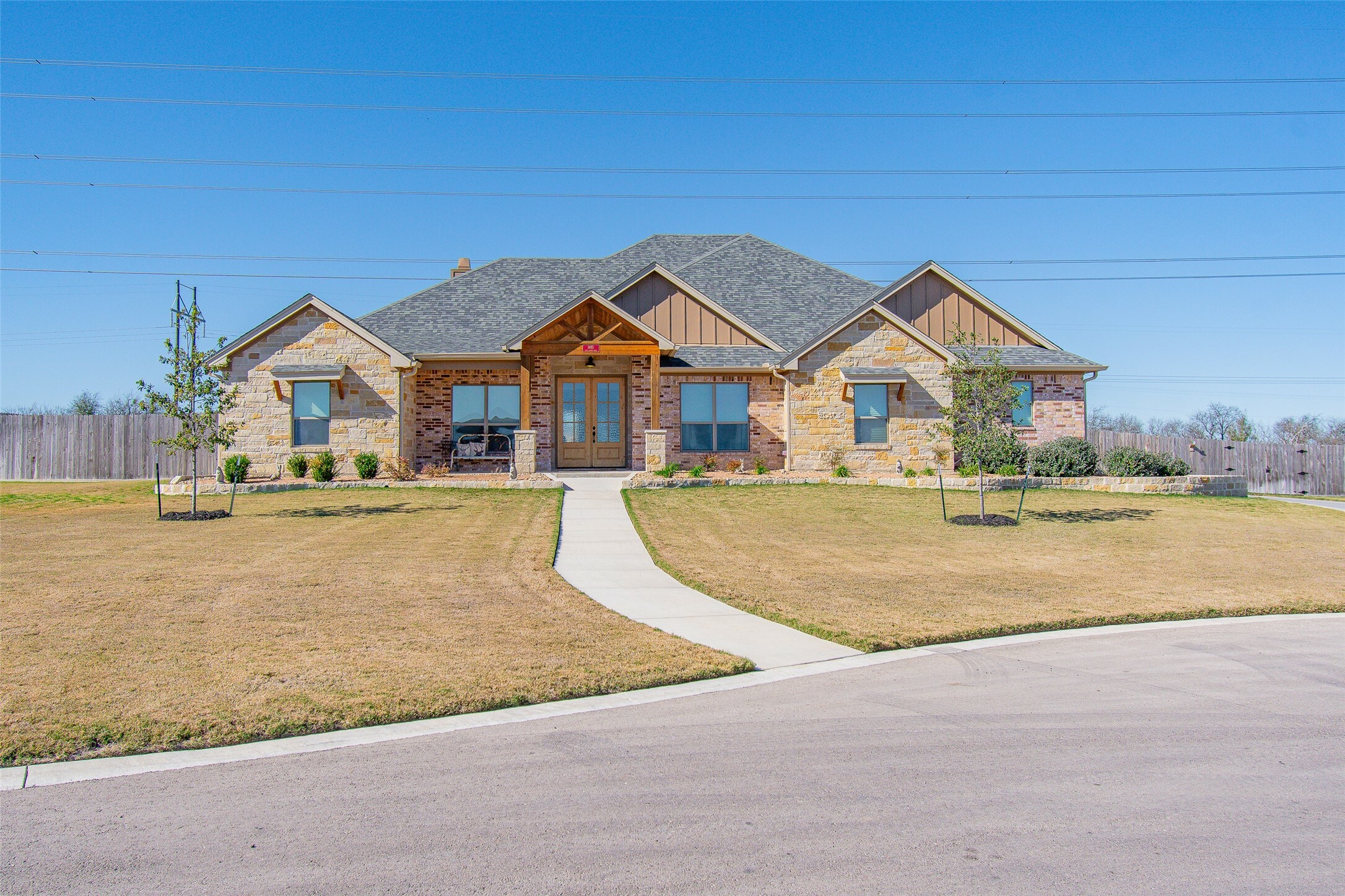 Property Photo: 1485 King Ranch Road TX 76571