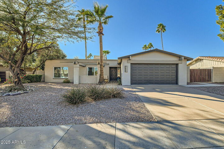 7520 N Via De Manana --  Scottsdale AZ 85258 photo