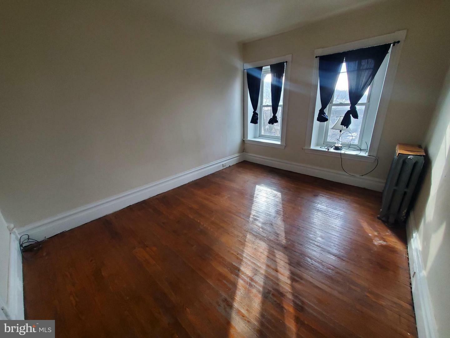 Property Photo:  1335 Perkiomen Avenue 8  PA 19602 