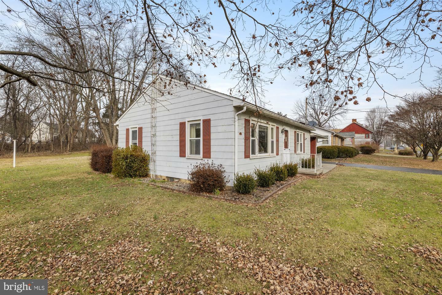 Property Photo:  5105 Fairfield Road  PA 17320 