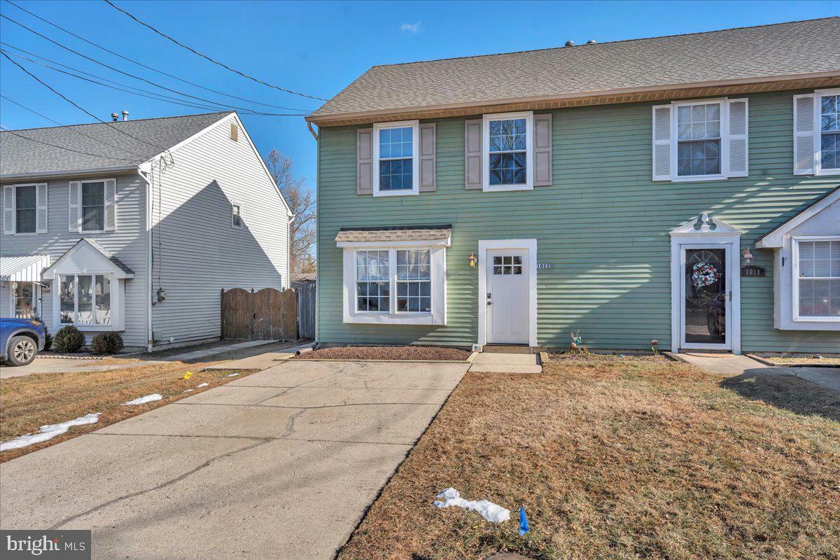 Property Photo:  1022 Central Avenue  NJ 08078 