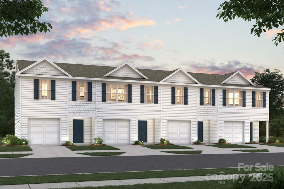 Property Photo: 1934 E Tranquility Circle NC 28658