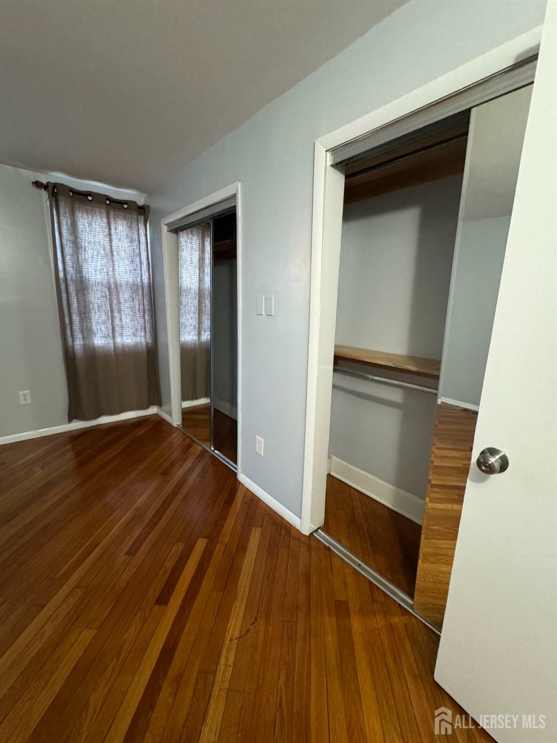 Property Photo:  21 Throop Avenue  NJ 08901 