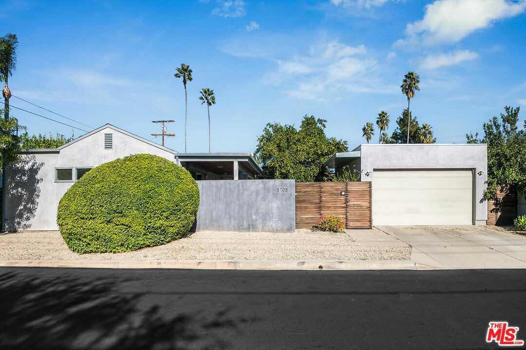 Property Photo:  5705 Katherine Ave  CA 91401 