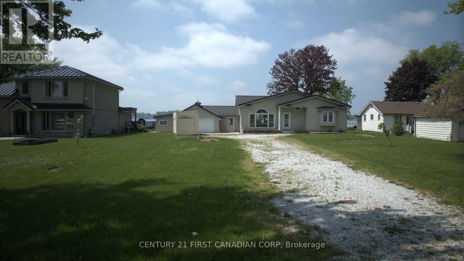 Property Photo:  3877 St Clair Parkway  ON N0P 2B0 