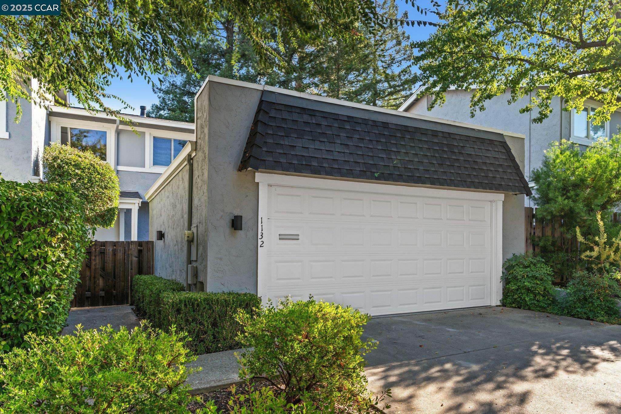 Property Photo:  1132 Glengarry Dr  CA 94596 