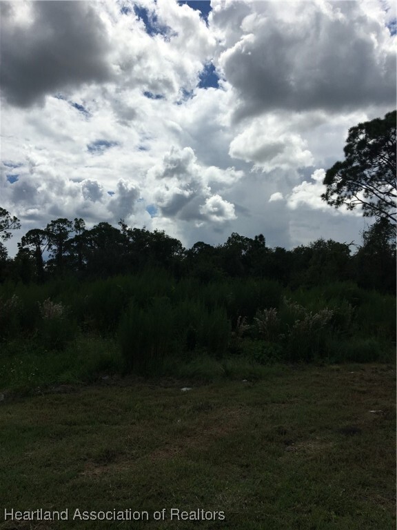 Property Photo: 1626 Lindberg Avenue FL 33852