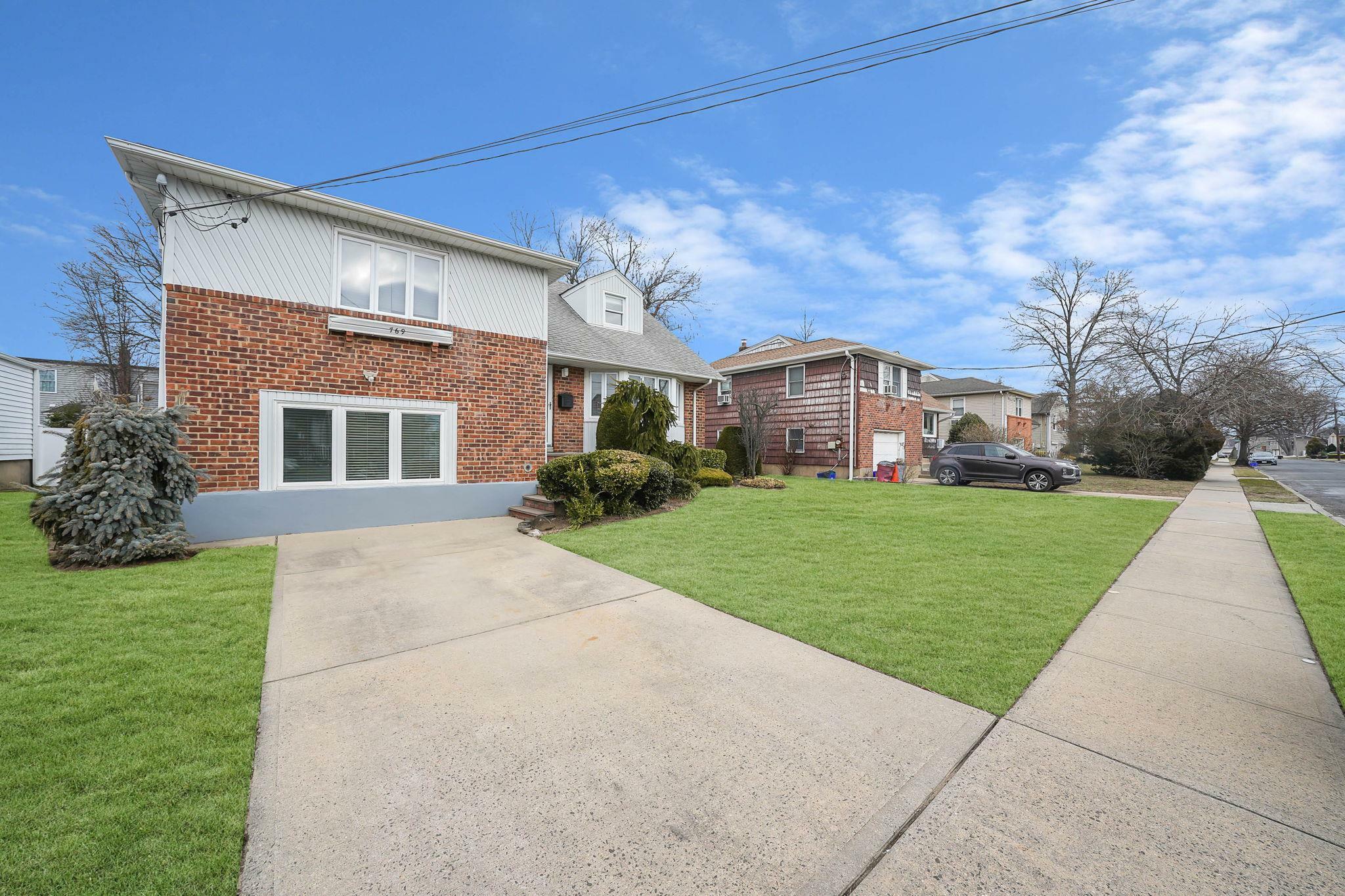 Property Photo: 769 Washington Street NY 11510