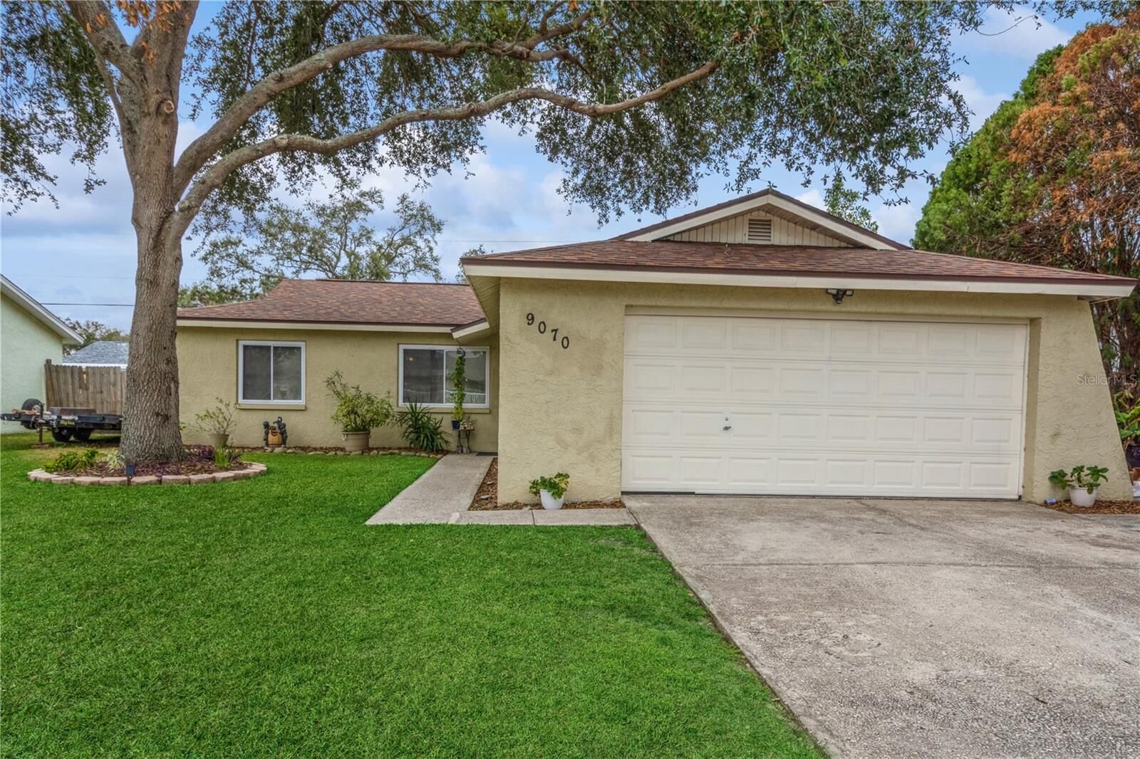 Property Photo: 9070 Bryan Dairy Road FL 33777