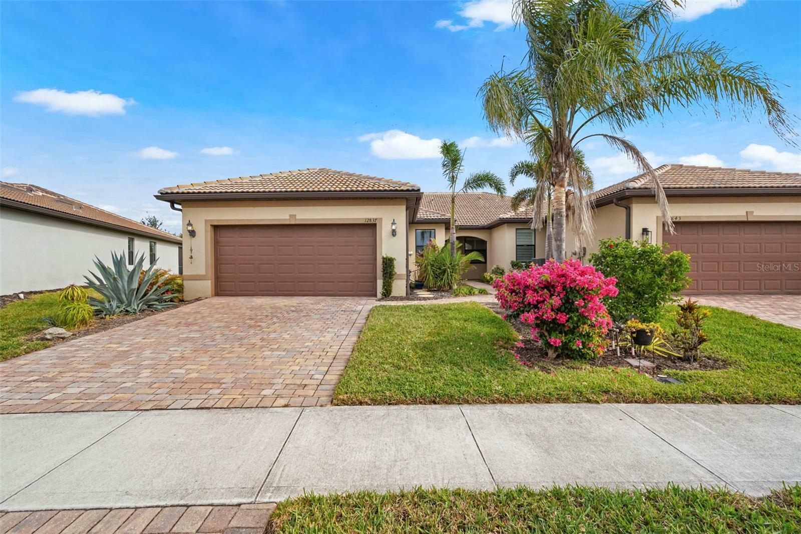 Property Photo: 12837 Oriago Street FL 34293
